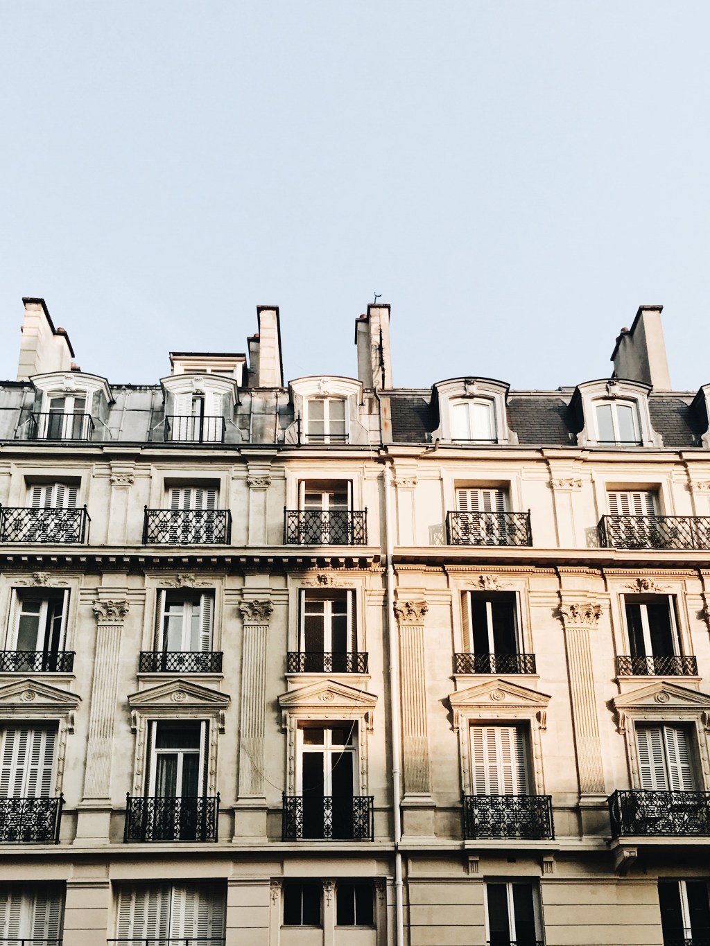 Paris, It Has That Je Nai Se&nbsp;Quoi