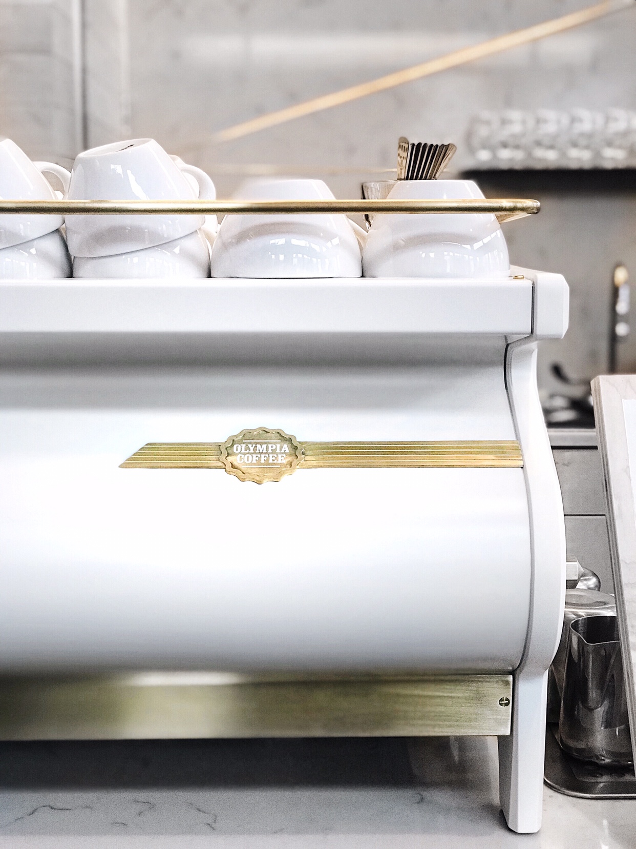 Custom white/gold La Marzocco Strada AV espresso machine designed by Pantechnicon Design | beccarisaluna.com