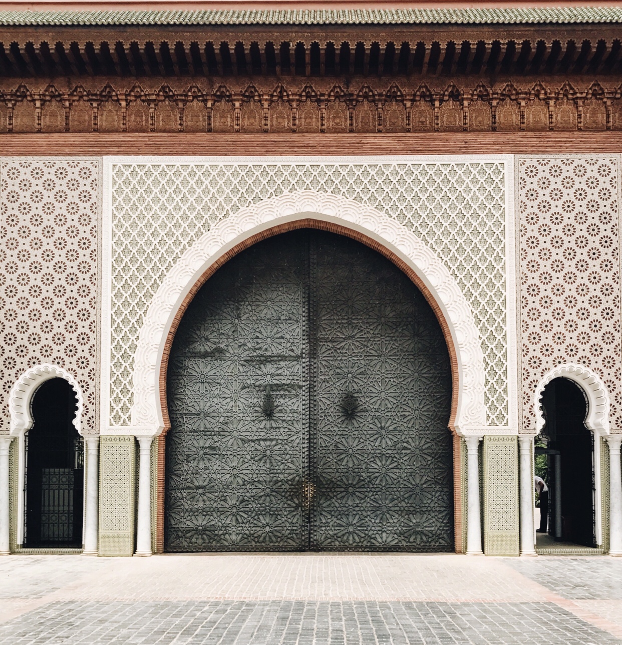 Doors to Royal Mansour Hotel in Marrakech | Review by travel writer Becca Risa Luna